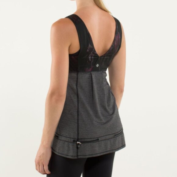 Lululemon Hustle & Bustle Tank in Heathered Black / Midnight Iris Multi 8 - Picture 2 of 6